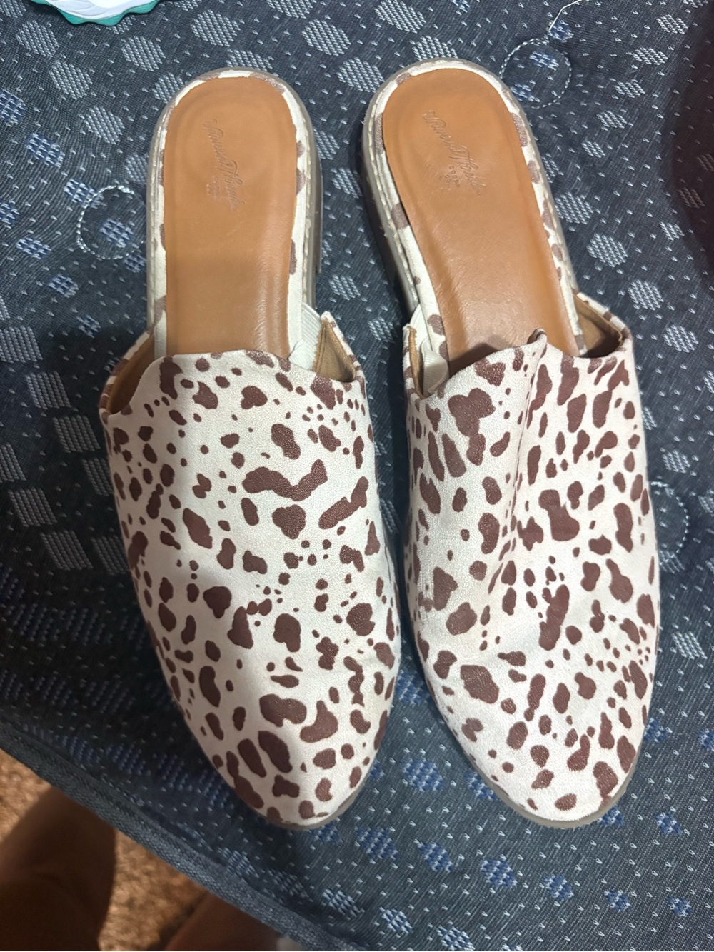Women’s Brown Spot-Print Slip-On Mules